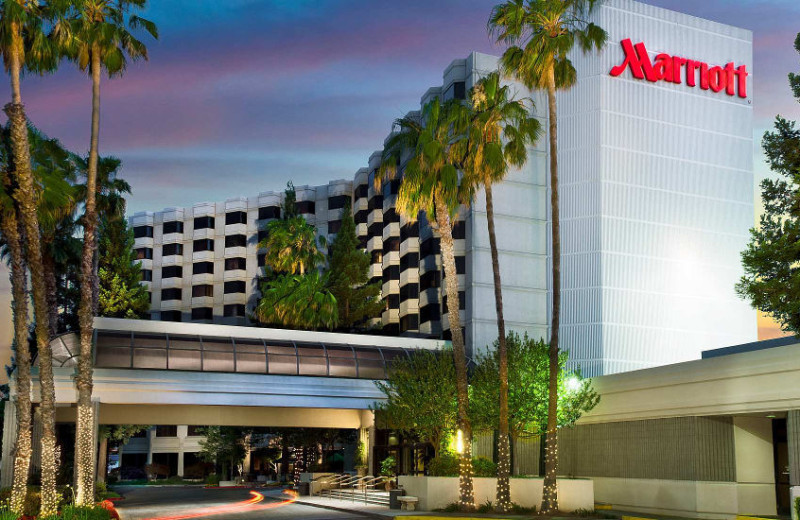 Exterior view of Sacramento Marriott Rancho Cordova.