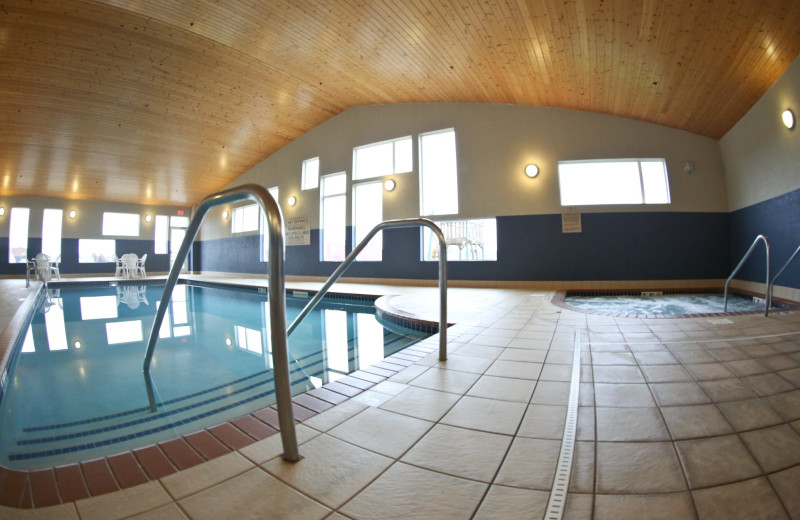 Indoor pool at GrandStay Perham.