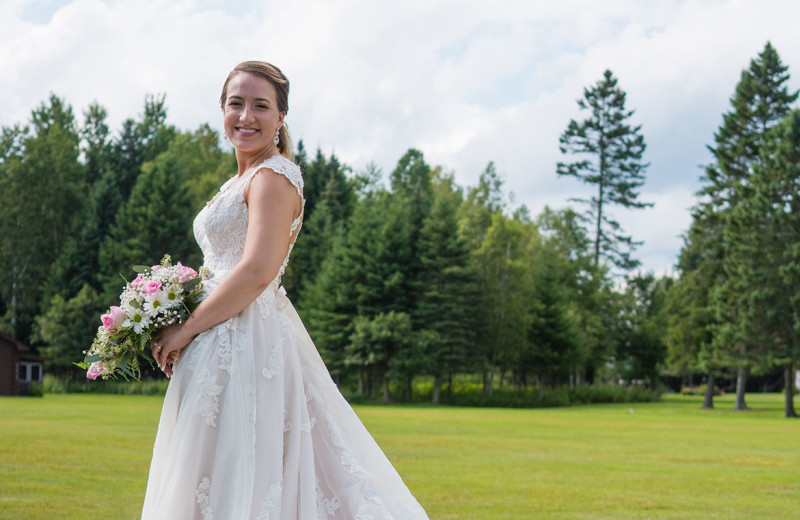 Weddings at Unity College Sky Lodge.