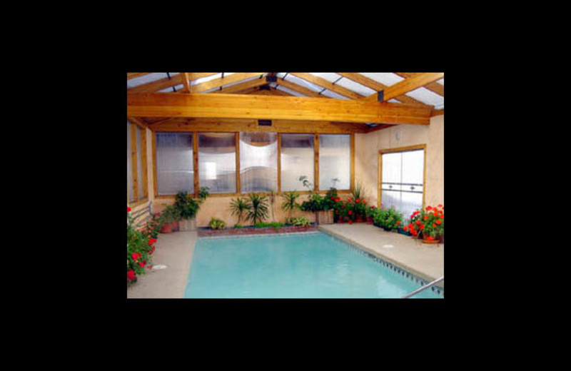 Indoor pool at Georgetown Mountain Inn.