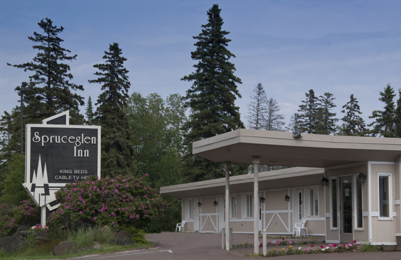 Exterior view of Grand Marais Hotel Company.