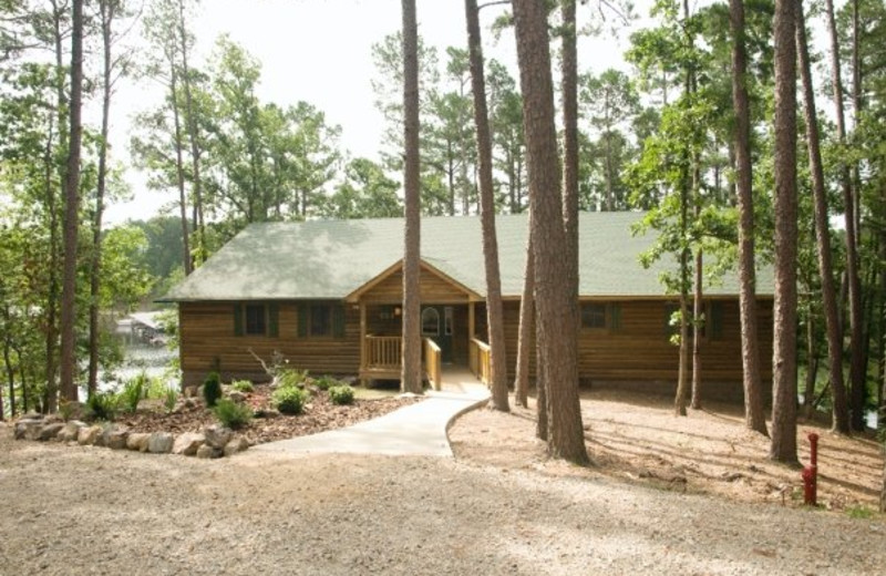 Lake view cottage at Mountain Harbor Resort.