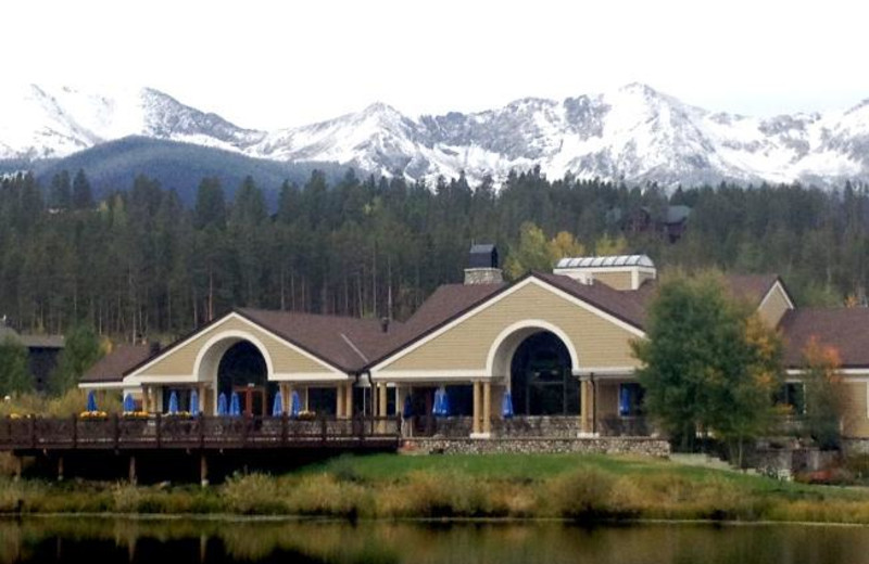 Exterior view of Breckenridge Discount Lodging.