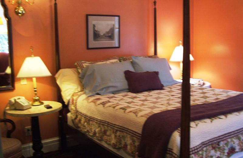 Guest bedroom at Rochester Inn.