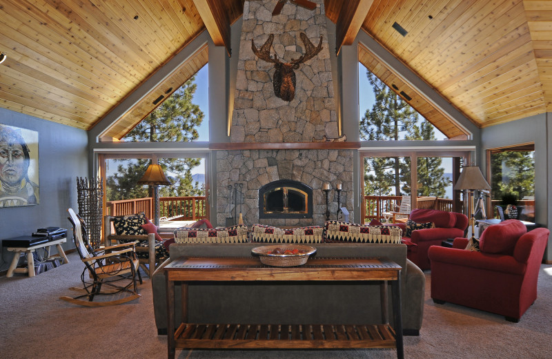 Rental living room at Tahoe Getaways.