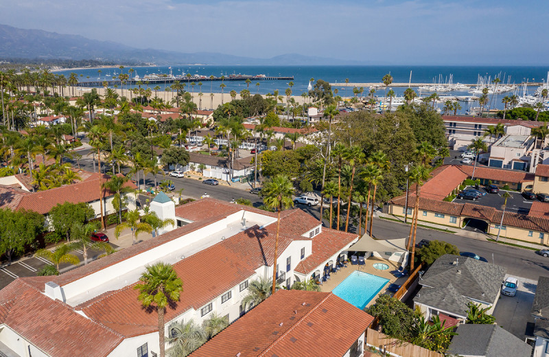 Aerial view of Mason Beach Inn.