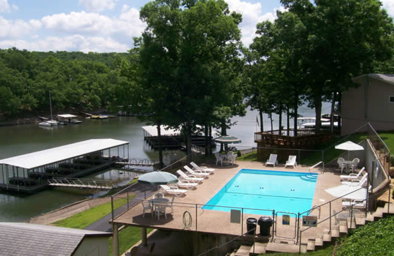 Pool & marina at Golden Horseshoe Resort.