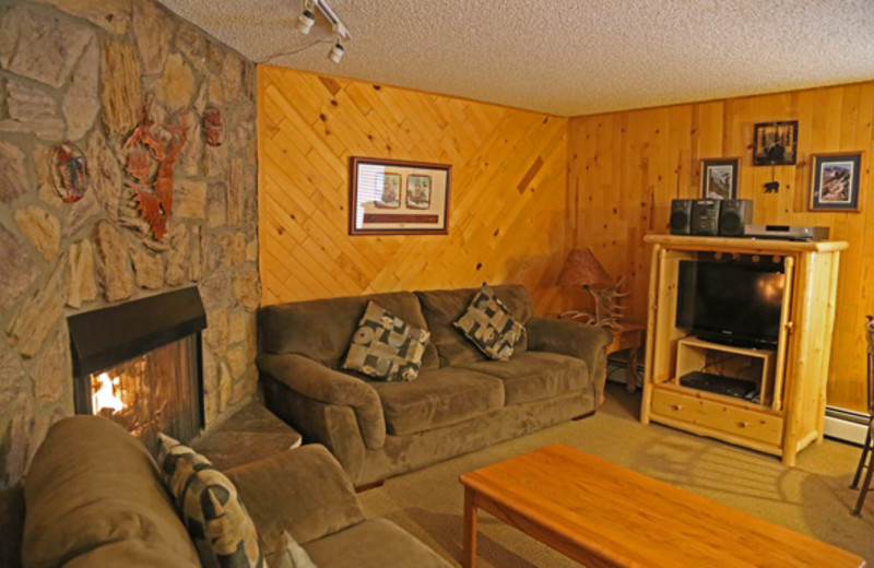 Rental living room at Range View Rentals.