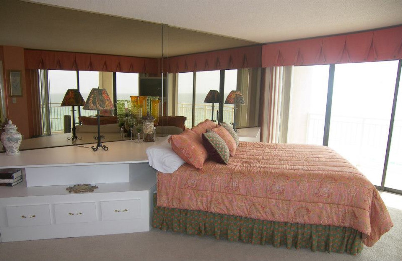 Vacation rental bedroom at Dunes of Panama.
