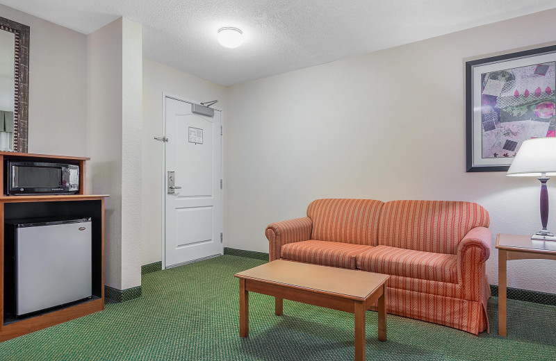 Holiday Inn Minneapolis Nw Elk River Wild Woods Waterpark Elk River Mn Resort Reviews Resortsandlodges Com Holiday Inn Minneapolis Nw Elk River Wild Woods Waterpark Elk River Mn Resort Reviews Resortsandlodges Com