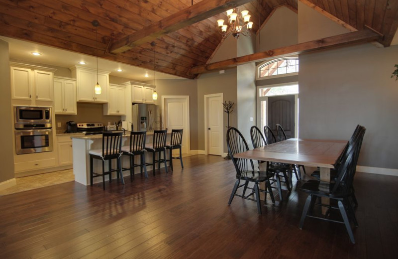 Rental kitchen at Pinnacle Sotheby's International Realty.