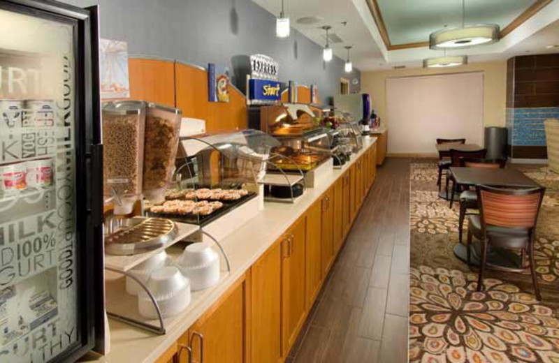 Breakfast Bar at Holiday Inn Express Alexandria