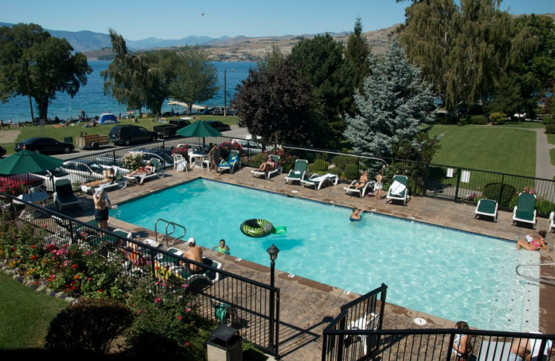 Outdoor pool at  Lakeside Lodge & Suites.