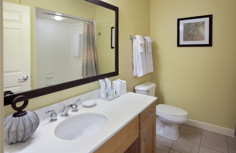 Guest bathroom at Holiday Inn Club Vacations Lake Geneva Resort.