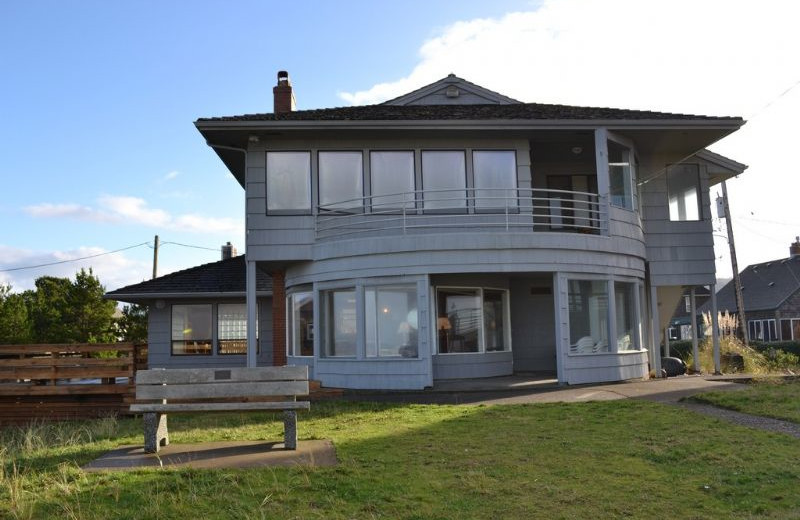 Vacation rental exterior at Oregon Beach Vacations.