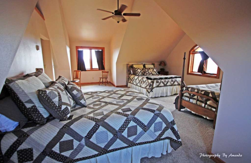 Bedroom at Creekside Lodge.