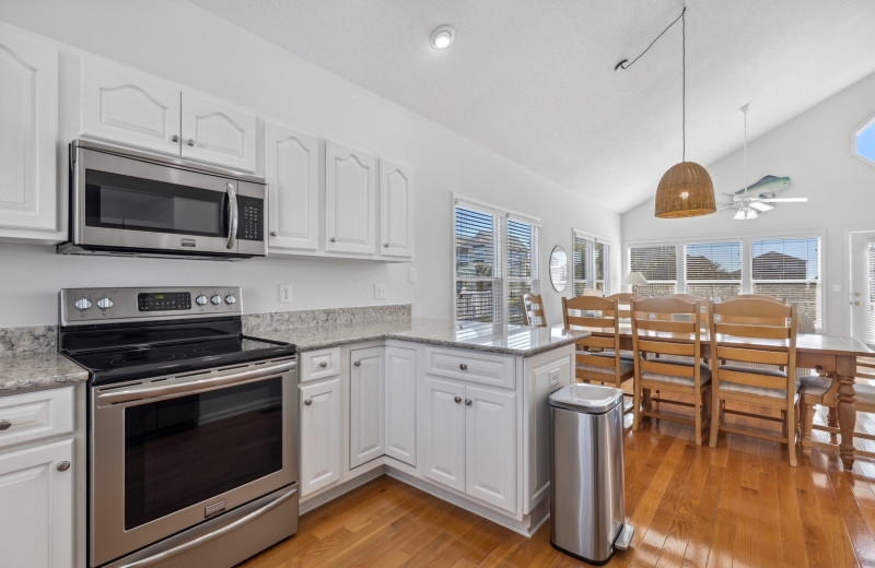 Rental kitchen at Williamson Vacation Rentals.