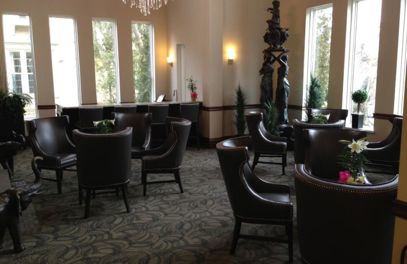 Dining Hall at Elm Hurst Inn & Spa.