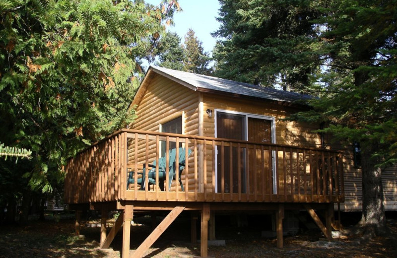 Cabin exterior at Rainbow Point Lodge.