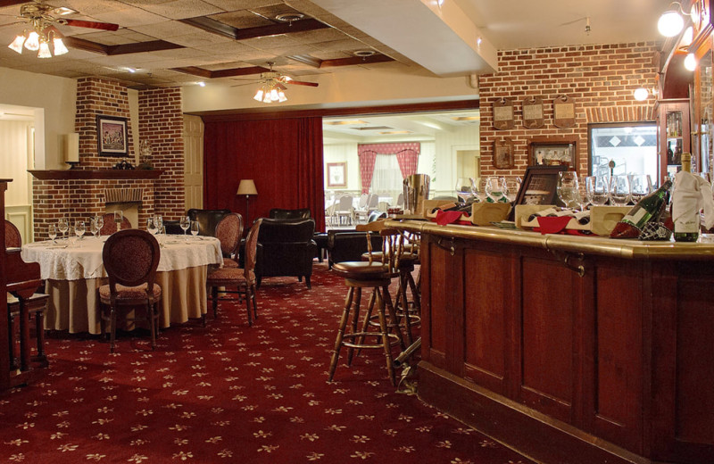Dining at Inn at Herr Ridge.