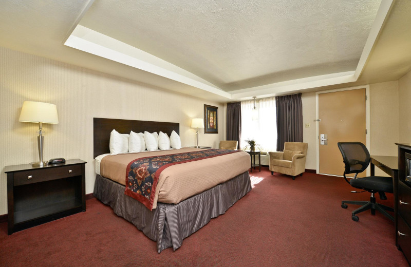 Guest room at Best Western Coral Hills.