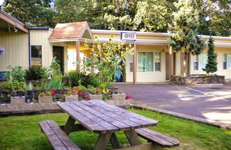 Exterior view of Vagabond Lodge.