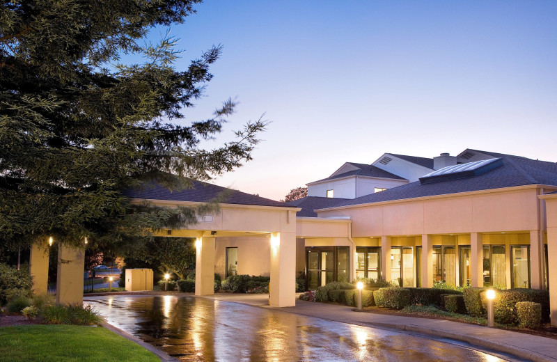 Exterior view of Courtyard by Marriott Portland/Beaverton.