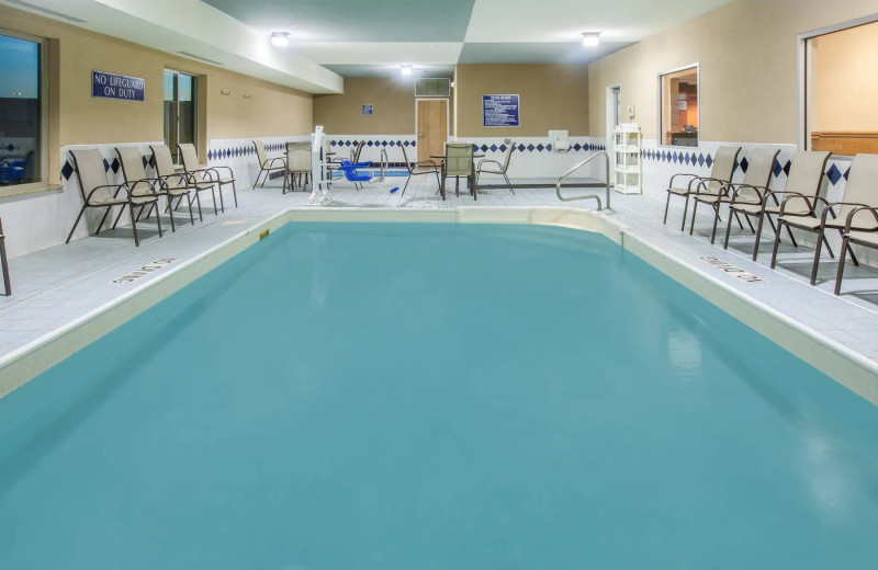 Indoor pool at Baymont by Wyndham South Haven.