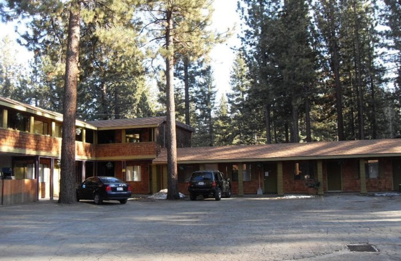 Exterior view of Tahoe Pines Lodge.