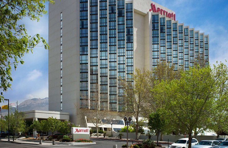 Exterior view of Marriott Albuquerque.