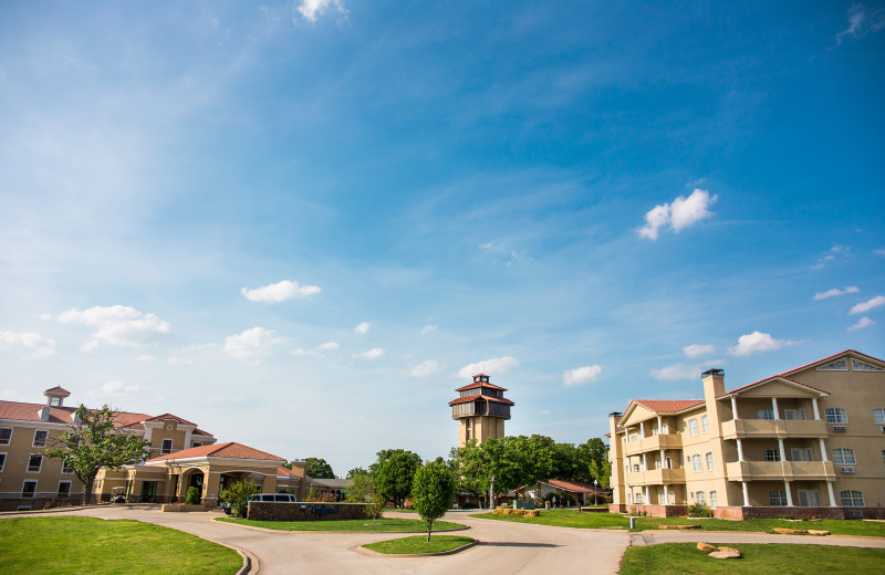 Exterior view of Tanglewood Resort and Conference Center.