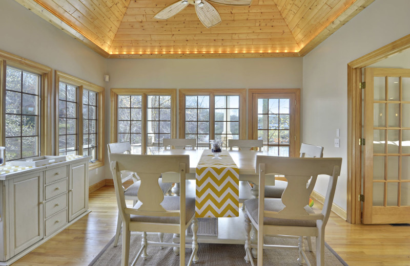 Rental dining room at Premier Vacation Rentals @ Smith Mountain Lake.