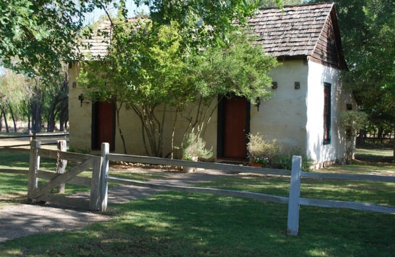 Cabin exterior at Settlers Crossing.