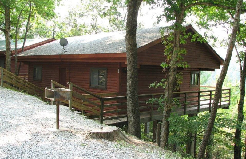 Cottage exterior at Nantahala Village.