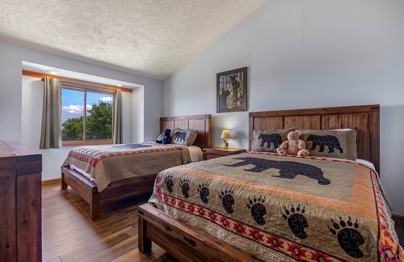 Bedroom at American Patriot Getaways - Positive Altitudes.