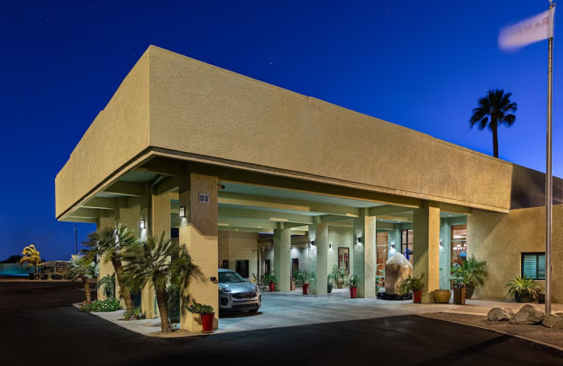 Exterior view of Ramada by Wyndham Tucson.