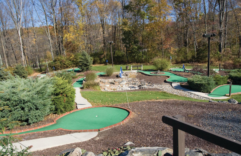 Mini golf at Wyndham Vacation Resorts Shawnee Village.