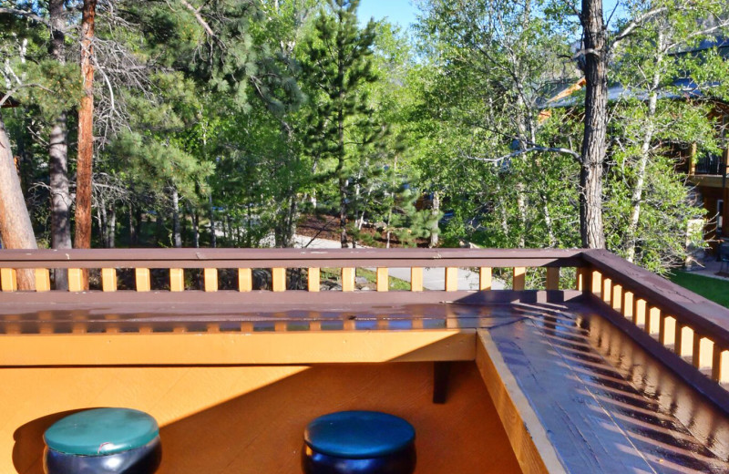 Guest balcony at Murphy's River Lodge.