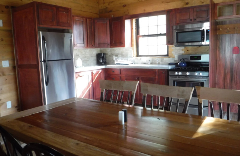 Cottage kitchen at Riverbay Adventure Inn.