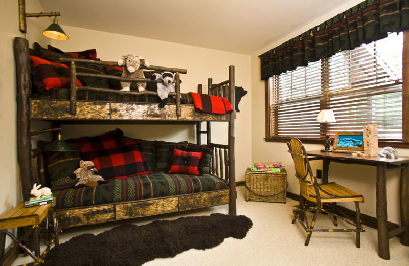 Rental bunk beds at Owaissa Club Vacation Rentals.