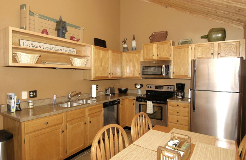 Vacation rental kitchen at Timberline Herzwoods and Northwoods Resort.