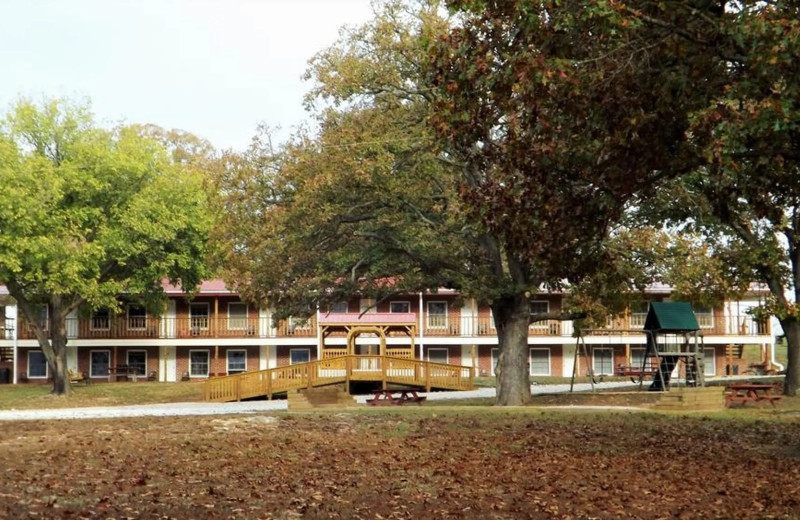 Exterior view of Cooper Cove Resort.