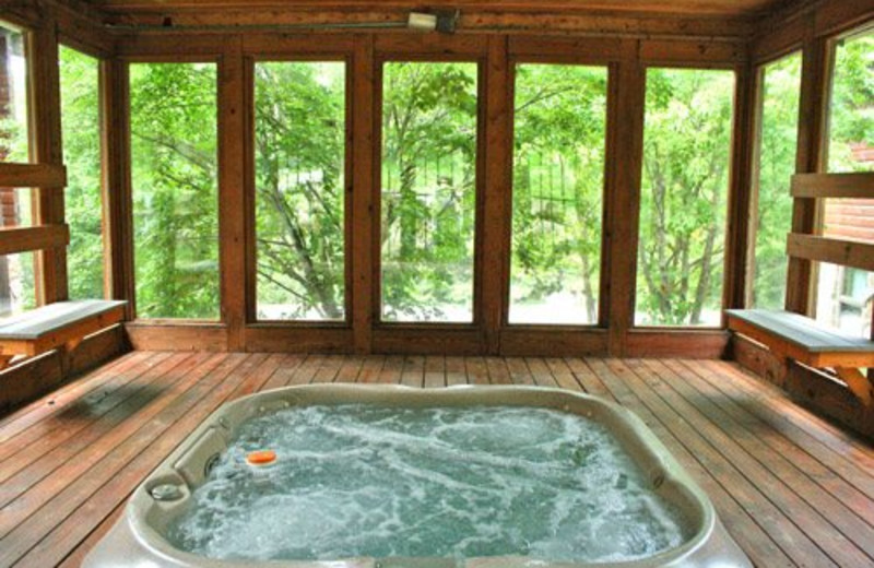 Vacation rental whirlpool at Snowshoe Properties Management.