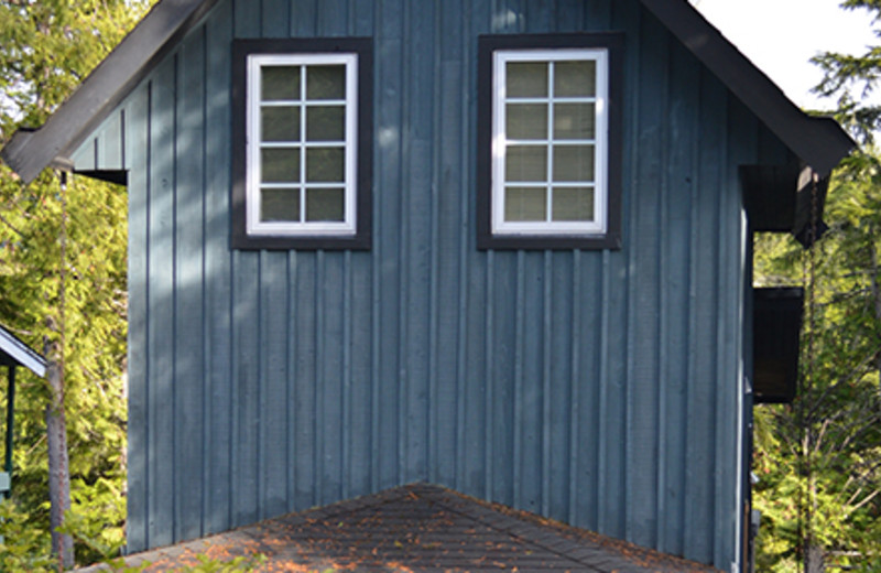 Exterior Sutton Cottage