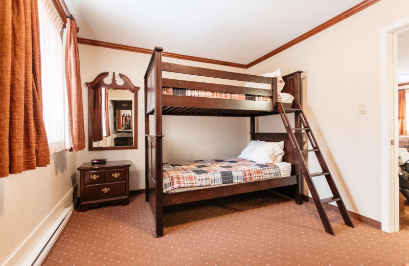 Guest room at Mount Robson Inn.