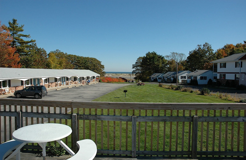 Exterior view of Colonial Village Resort.