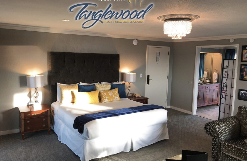 Guest room at Tanglewood Resort and Conference Center.