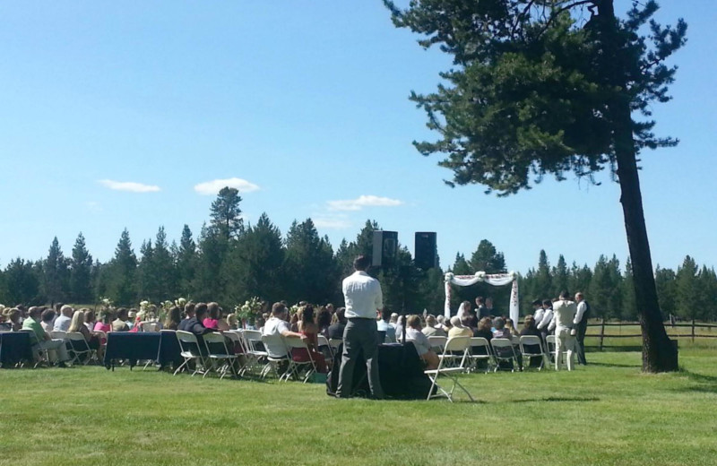 Wedding at DiamondStone Guest Lodges.