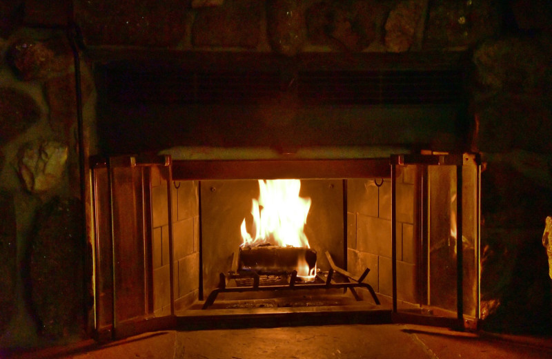 Fireplace at Murphy's River Lodge.