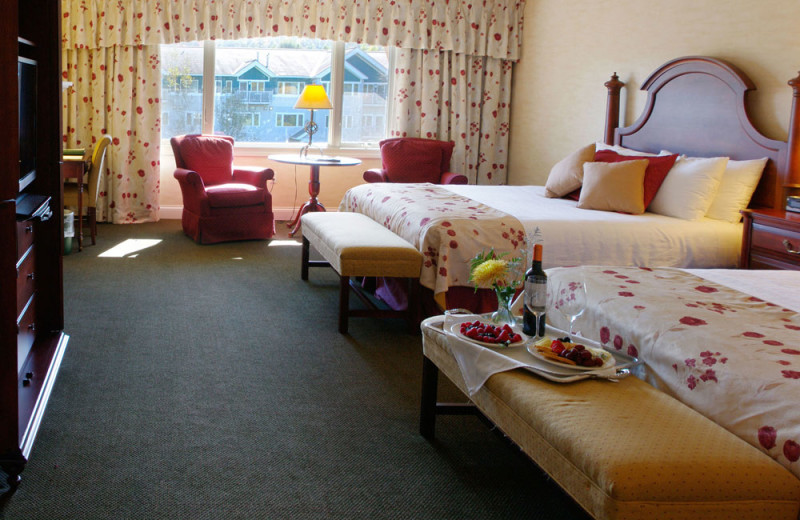 Guest room at Stoweflake Mountain Resort & Spa.